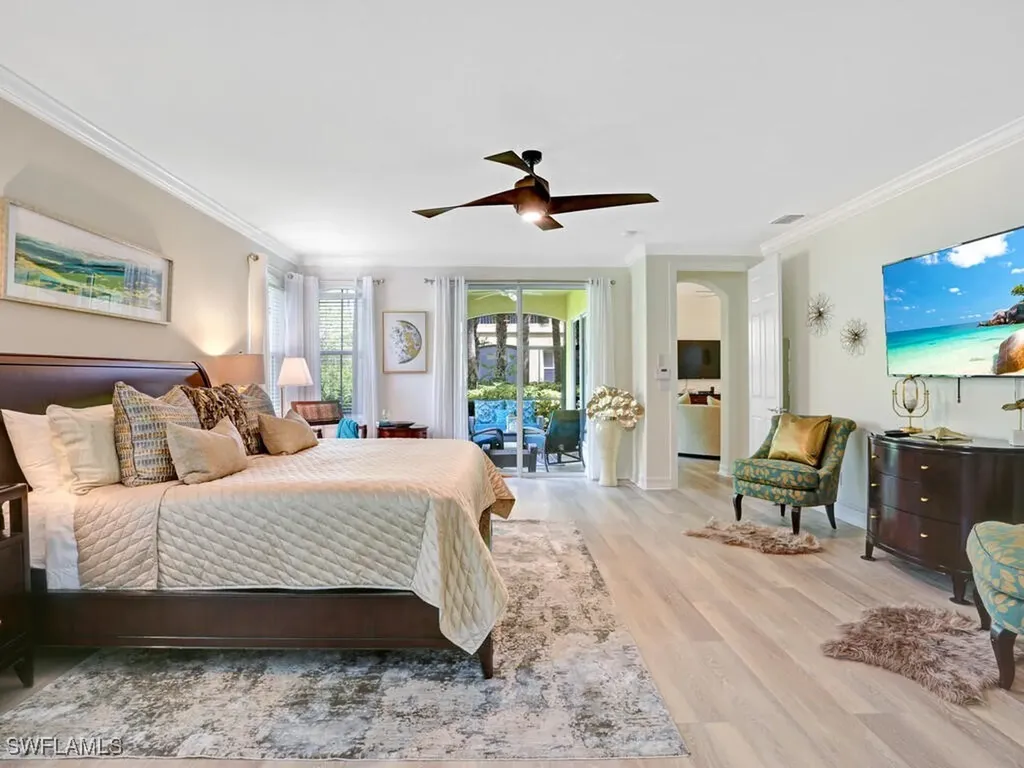 2847 Tiburon Boulevard E Naples FL 34109