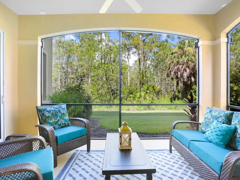 2847 Tiburon Boulevard E Naples FL 34109