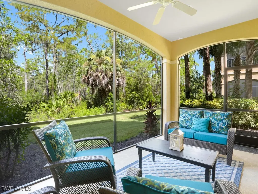 2847 Tiburon Boulevard E Naples FL 34109