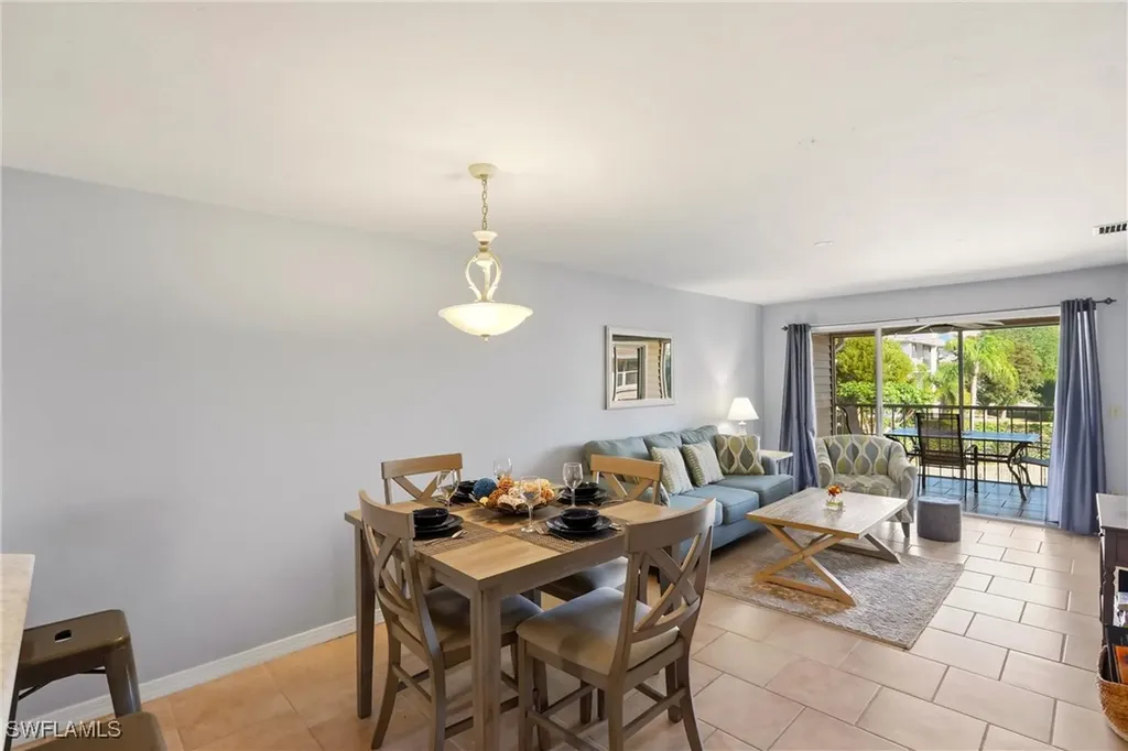 1060 Swallow Avenue Marco Island FL 34145