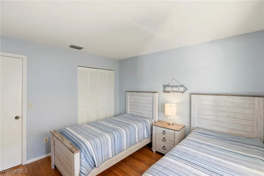 1060 Swallow Avenue Marco Island FL 34145