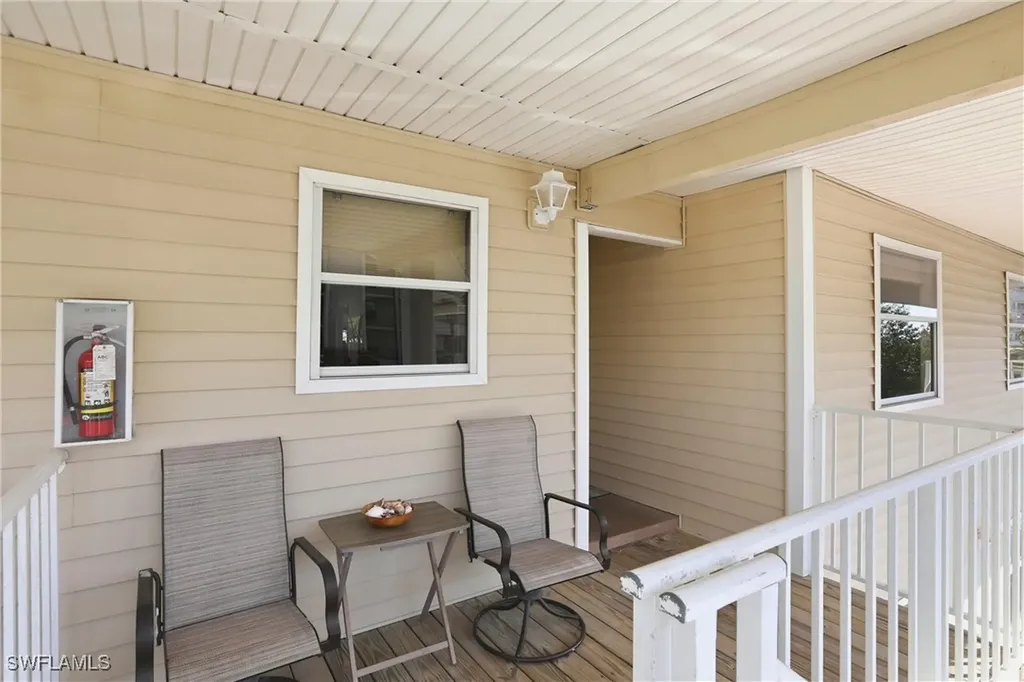 1060 Swallow Avenue Marco Island FL 34145