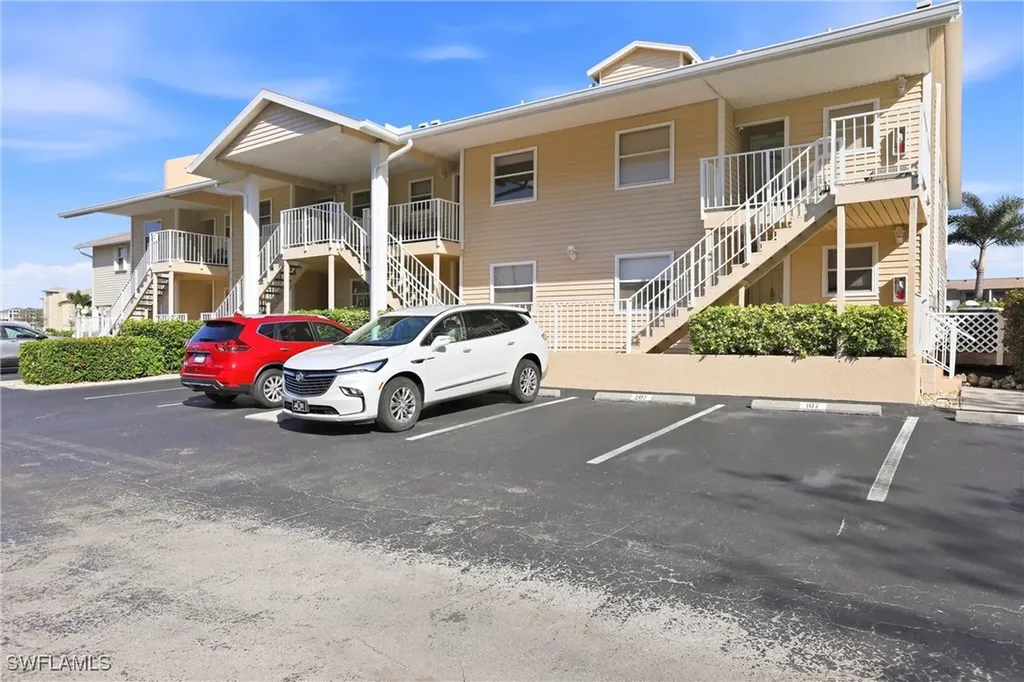 1060 Swallow Avenue Marco Island FL 34145