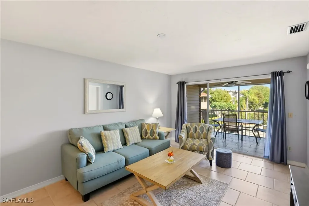 1060 Swallow Avenue Marco Island FL 34145