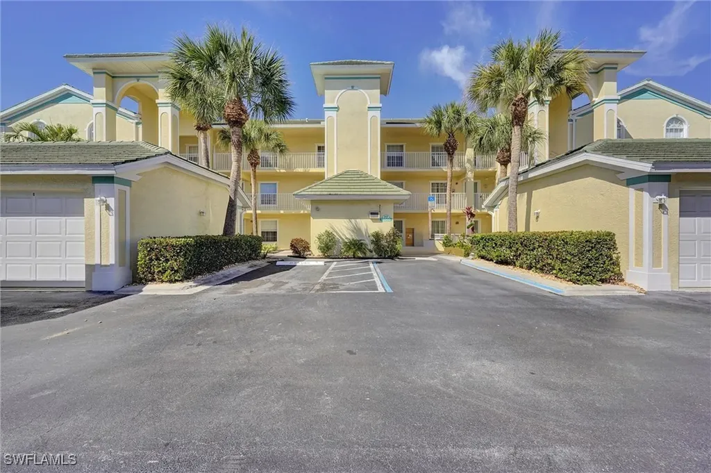 15505 Cedarwood Lane Naples FL 34110