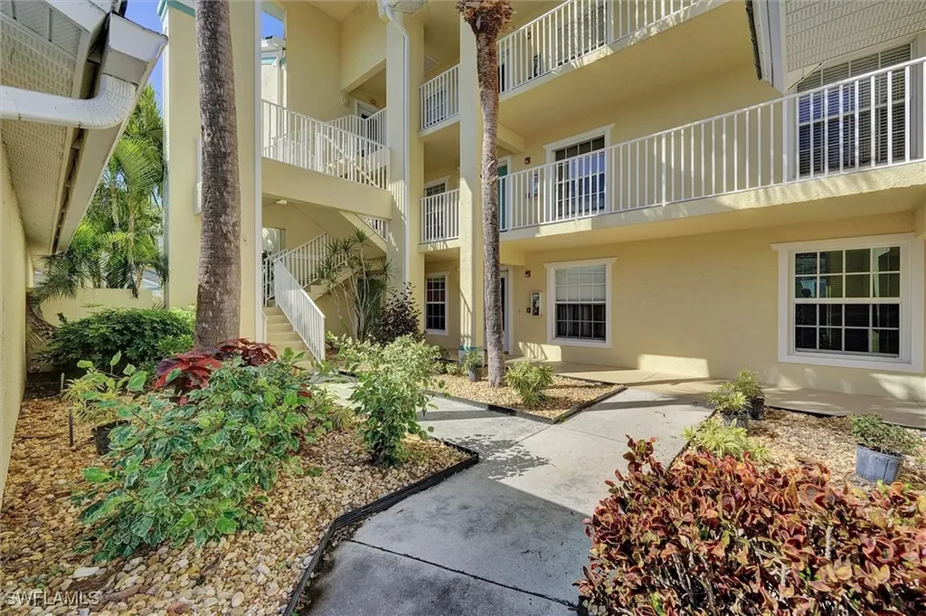 15505 Cedarwood Lane Naples FL 34110