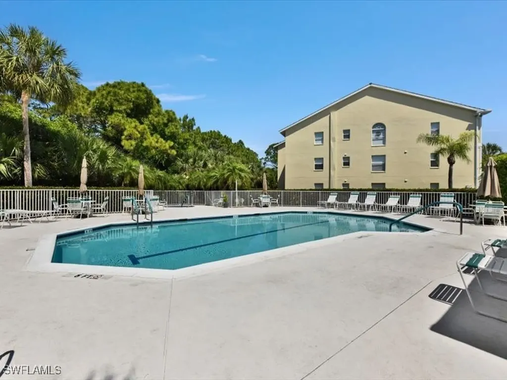 15505 Cedarwood Lane Naples FL 34110