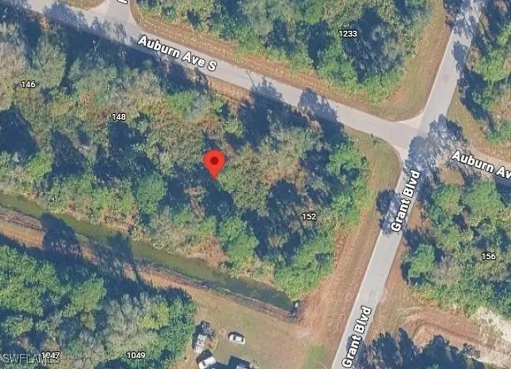 150 Auburn Avenue S Lehigh Acres FL 33974