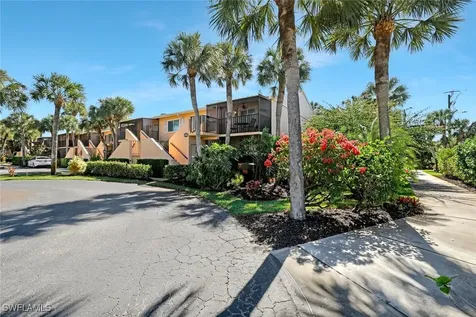 4000 Ice Castle Way Naples FL 34112