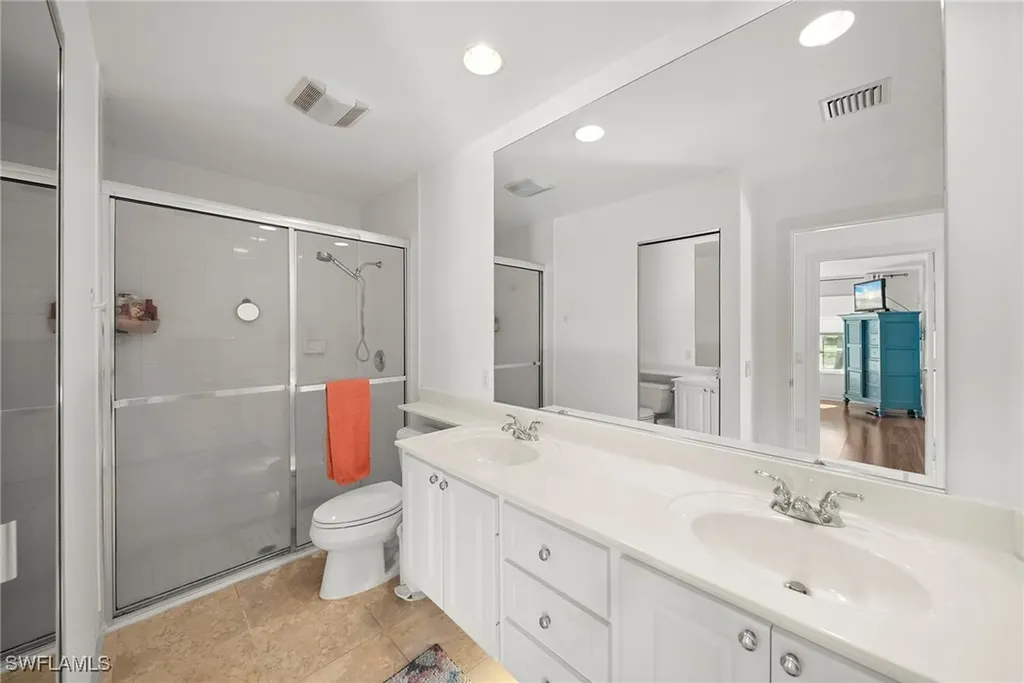 28198 Islet Trail Bonita Springs FL 34135