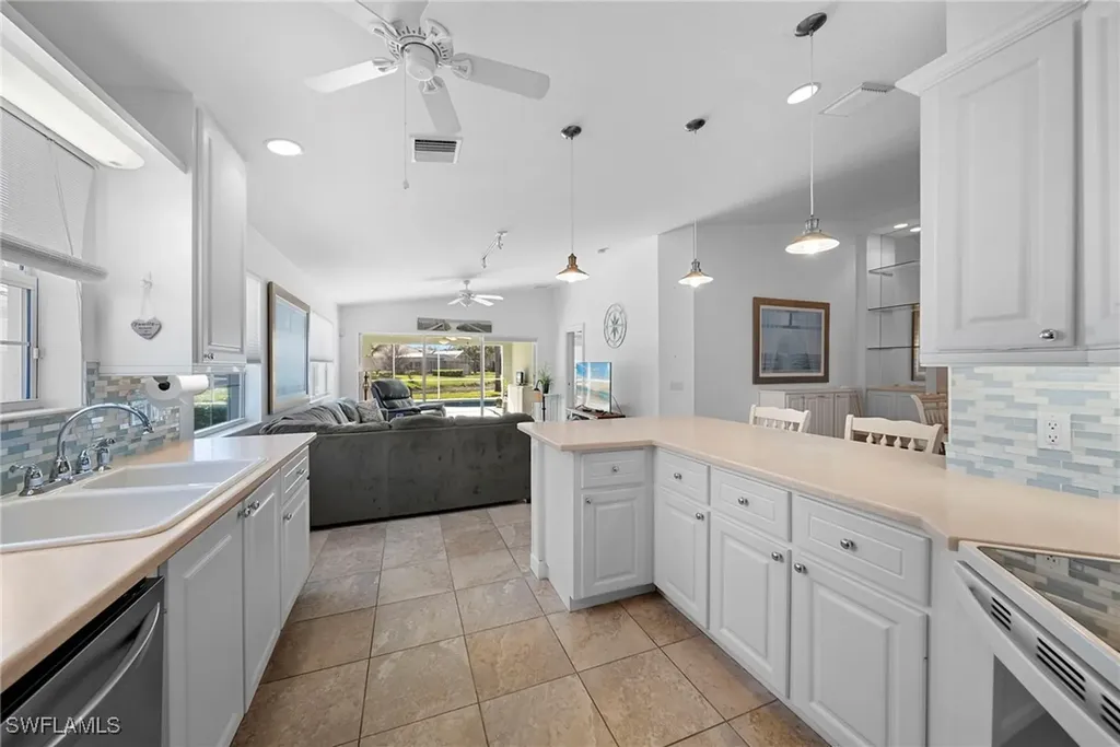 28198 Islet Trail Bonita Springs FL 34135