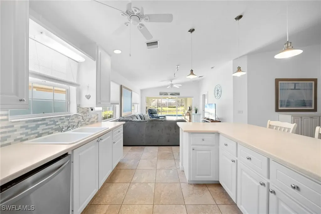 28198 Islet Trail Bonita Springs FL 34135