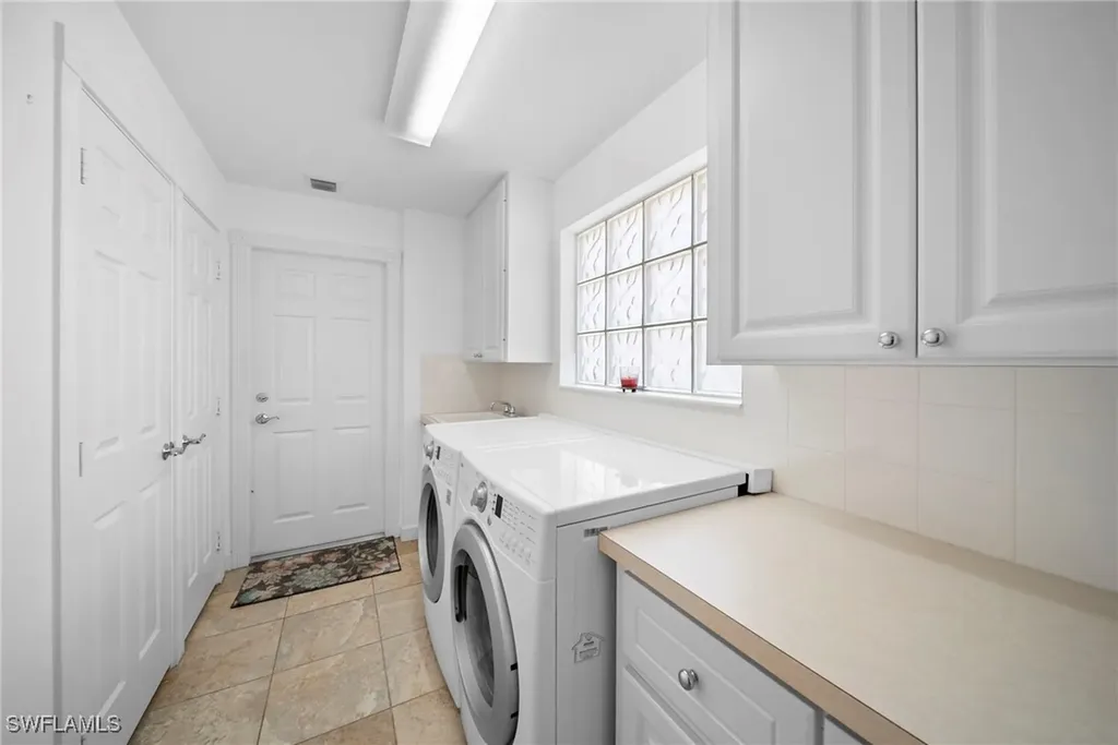 28198 Islet Trail Bonita Springs FL 34135