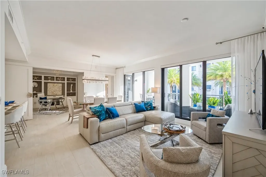 1135 3rd Avenue S Naples FL 34102