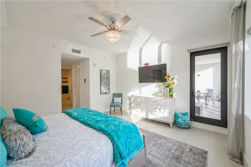 1135 3rd Avenue S Naples FL 34102