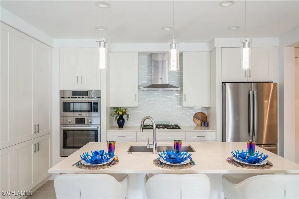 1135 3rd Avenue S Naples FL 34102