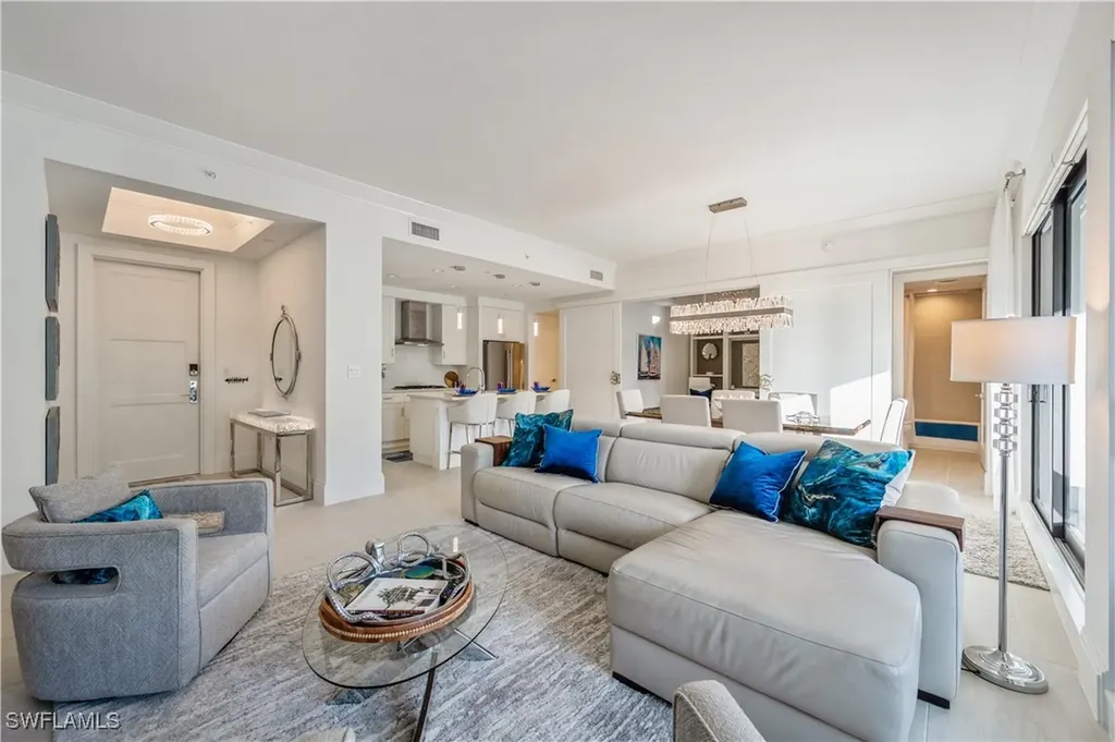 1135 3rd Avenue S Naples FL 34102