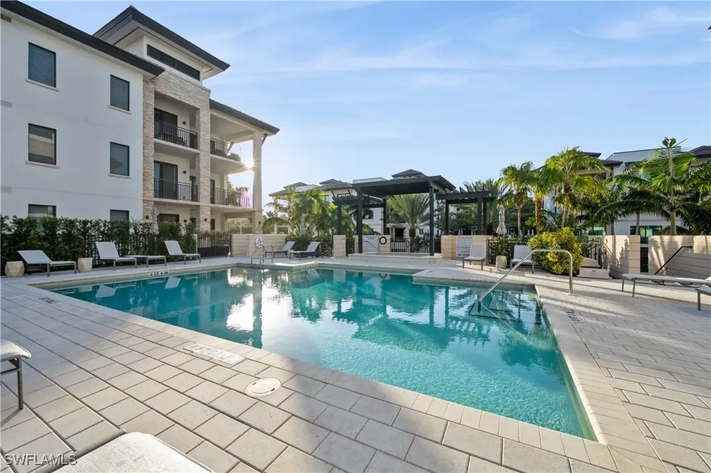 1135 3rd Avenue S Naples FL 34102