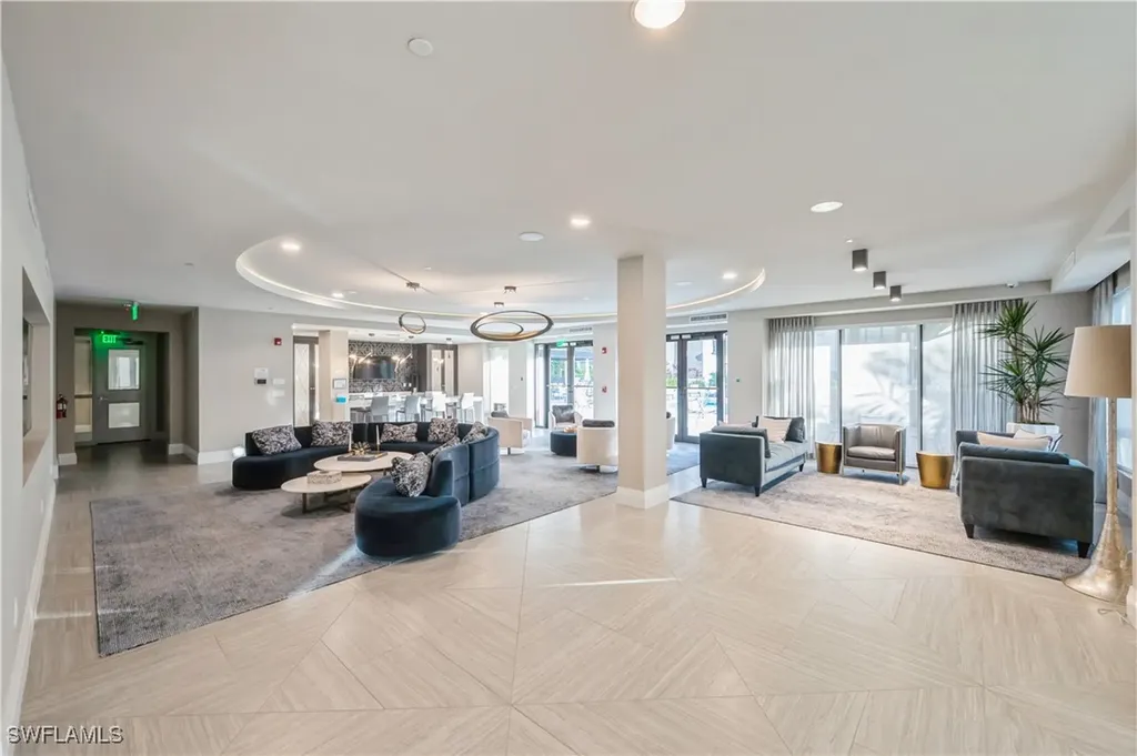 1135 3rd Avenue S Naples FL 34102