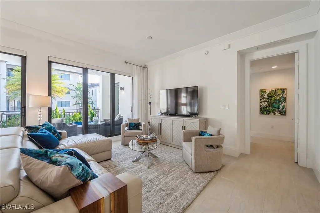 1135 3rd Avenue S Naples FL 34102