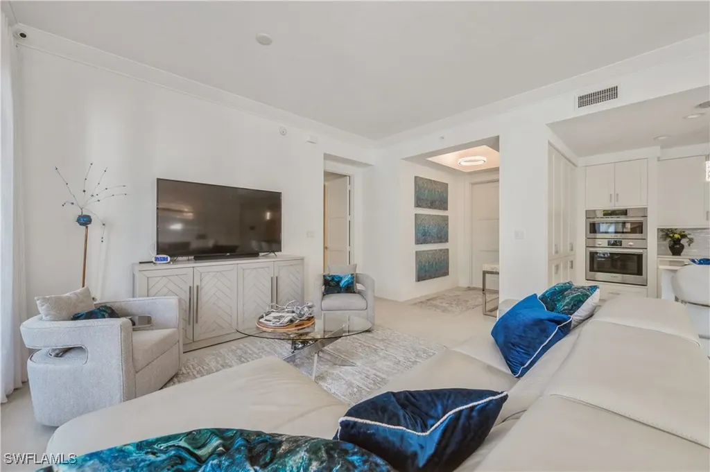 1135 3rd Avenue S Naples FL 34102