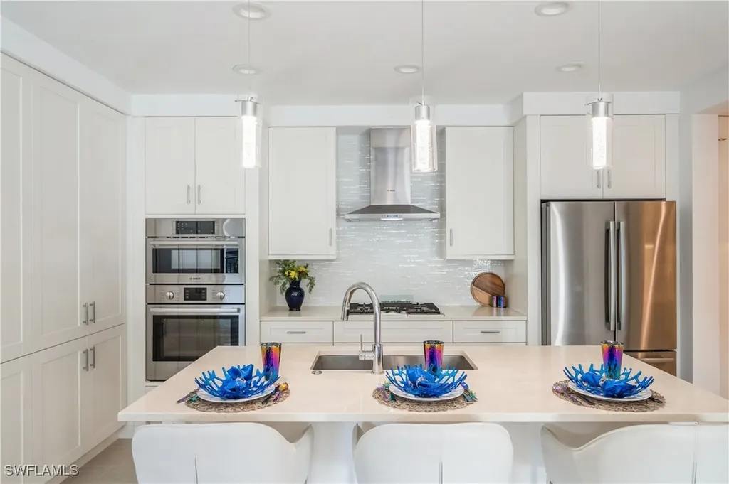1135 3rd Avenue S Naples FL 34102