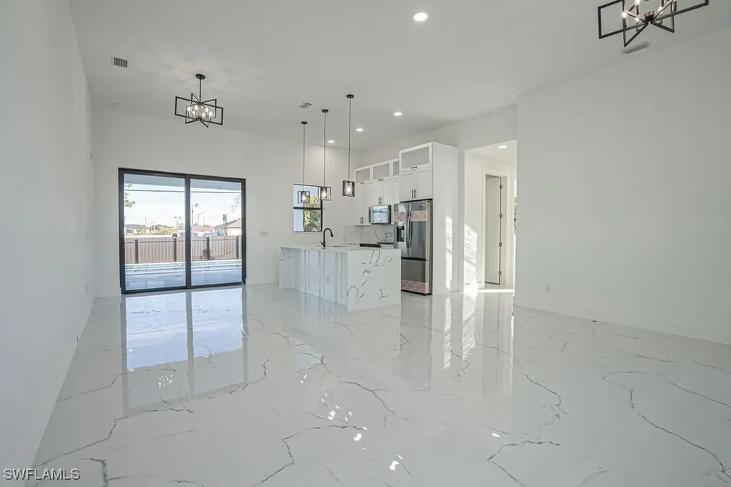405 Kismet Parkway E Cape Coral FL 33909