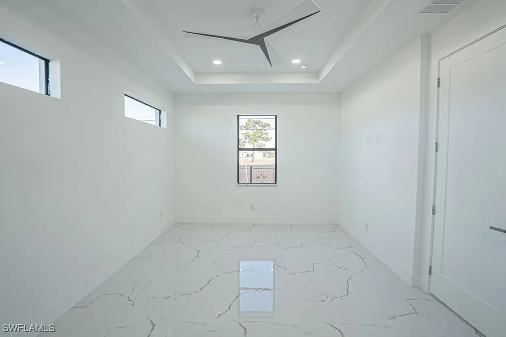 405 Kismet Parkway E Cape Coral FL 33909