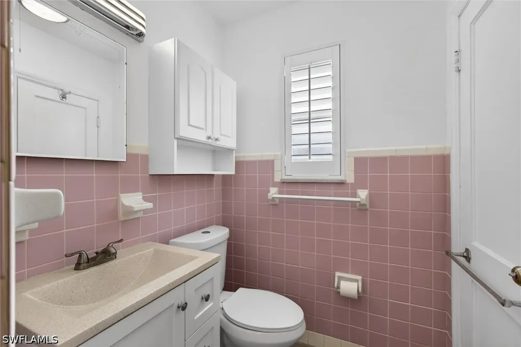 1420 Maravilla Avenue Fort Myers FL 33901