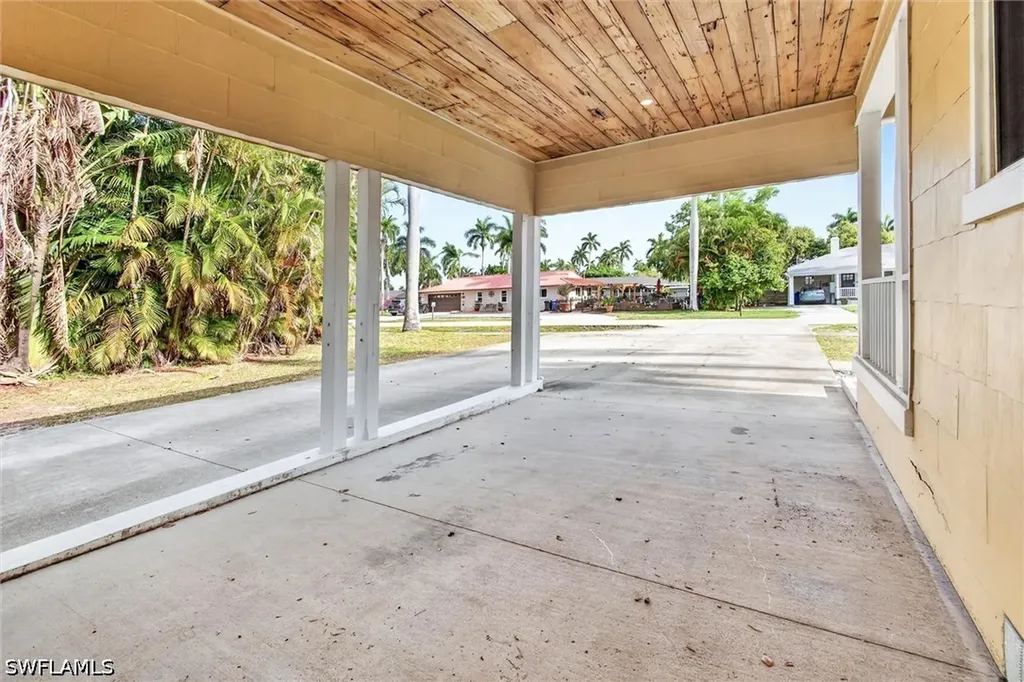 1420 Maravilla Avenue Fort Myers FL 33901