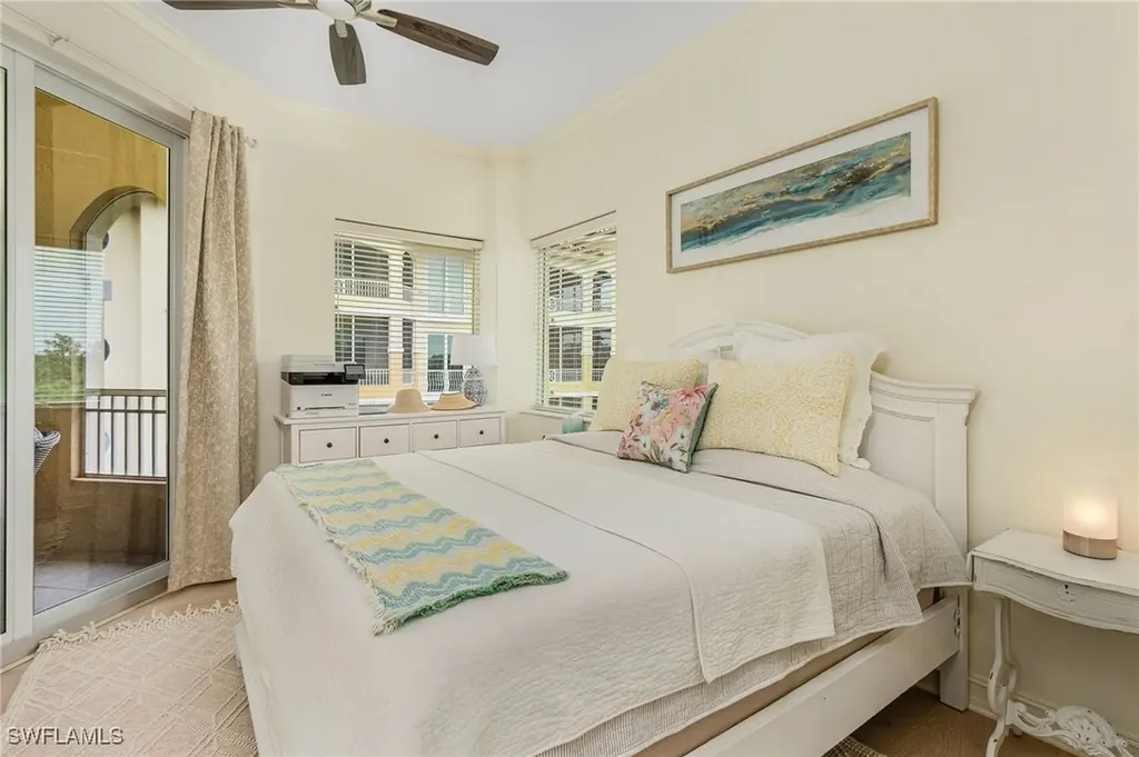 2728 Tiburon Boulevard E Naples FL 34109