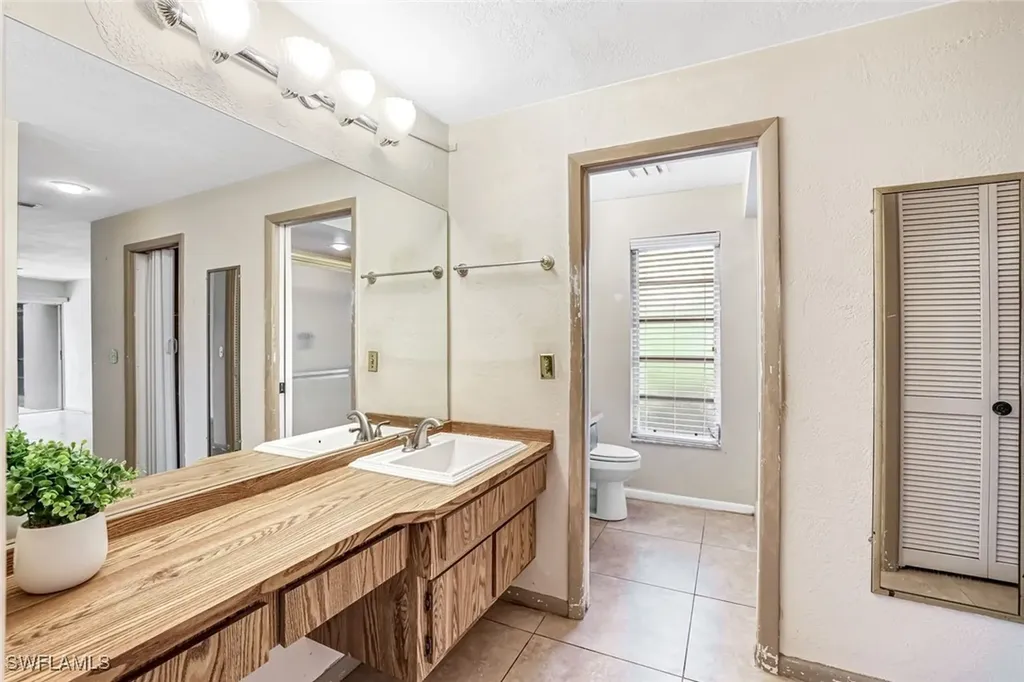 196 Baltusrol Drive Naples FL 34113