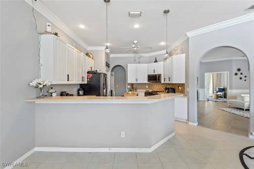8524 Laurel Lakes Boulevard Naples FL 34119