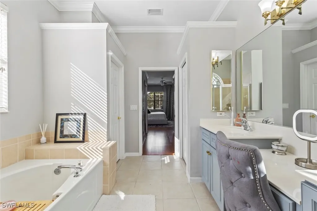 8524 Laurel Lakes Boulevard Naples FL 34119