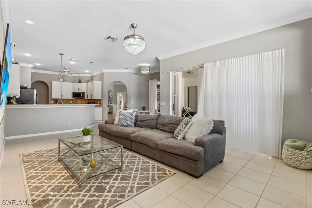 8524 Laurel Lakes Boulevard Naples FL 34119