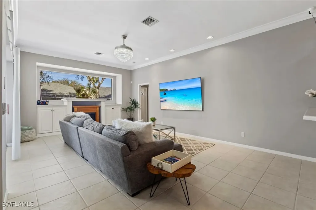 8524 Laurel Lakes Boulevard Naples FL 34119
