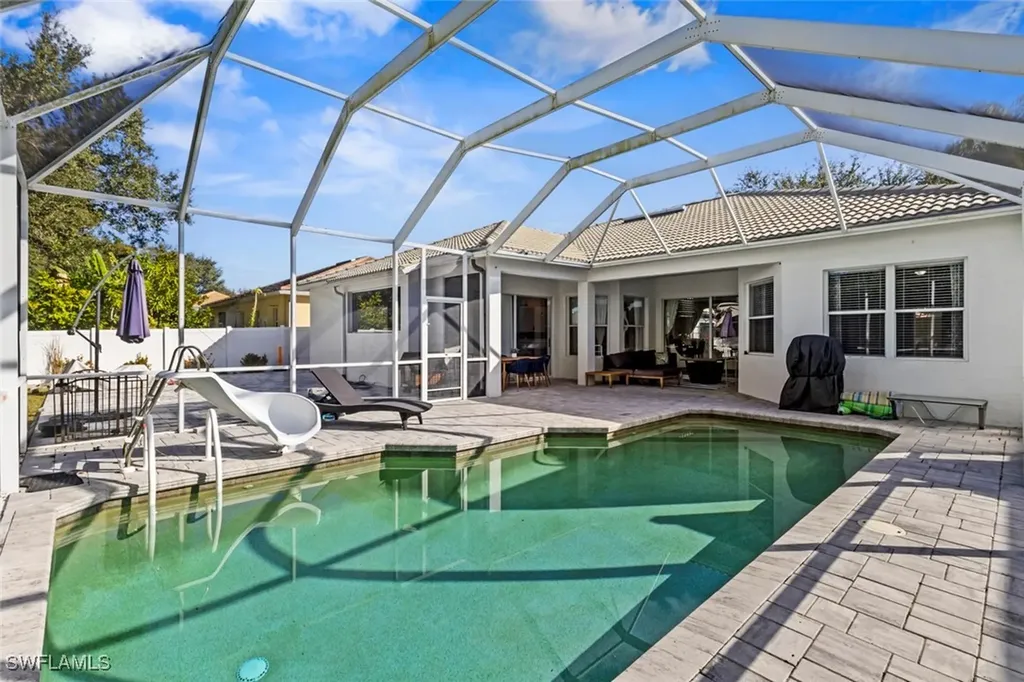 8524 Laurel Lakes Boulevard Naples FL 34119