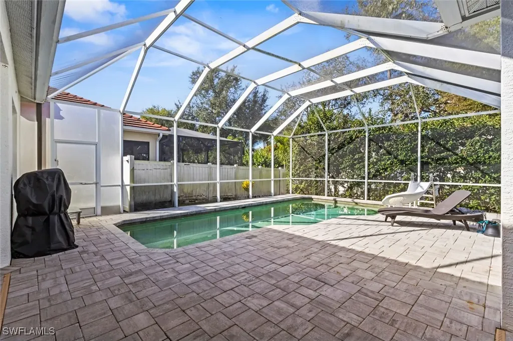 8524 Laurel Lakes Boulevard Naples FL 34119