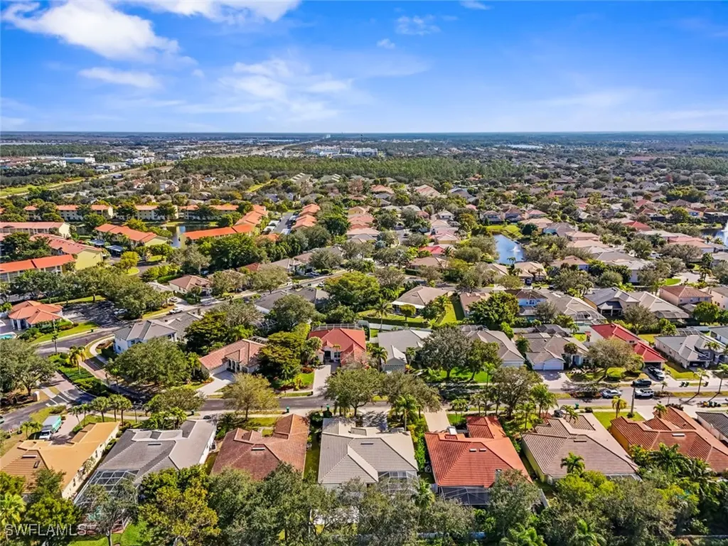 8524 Laurel Lakes Boulevard Naples FL 34119