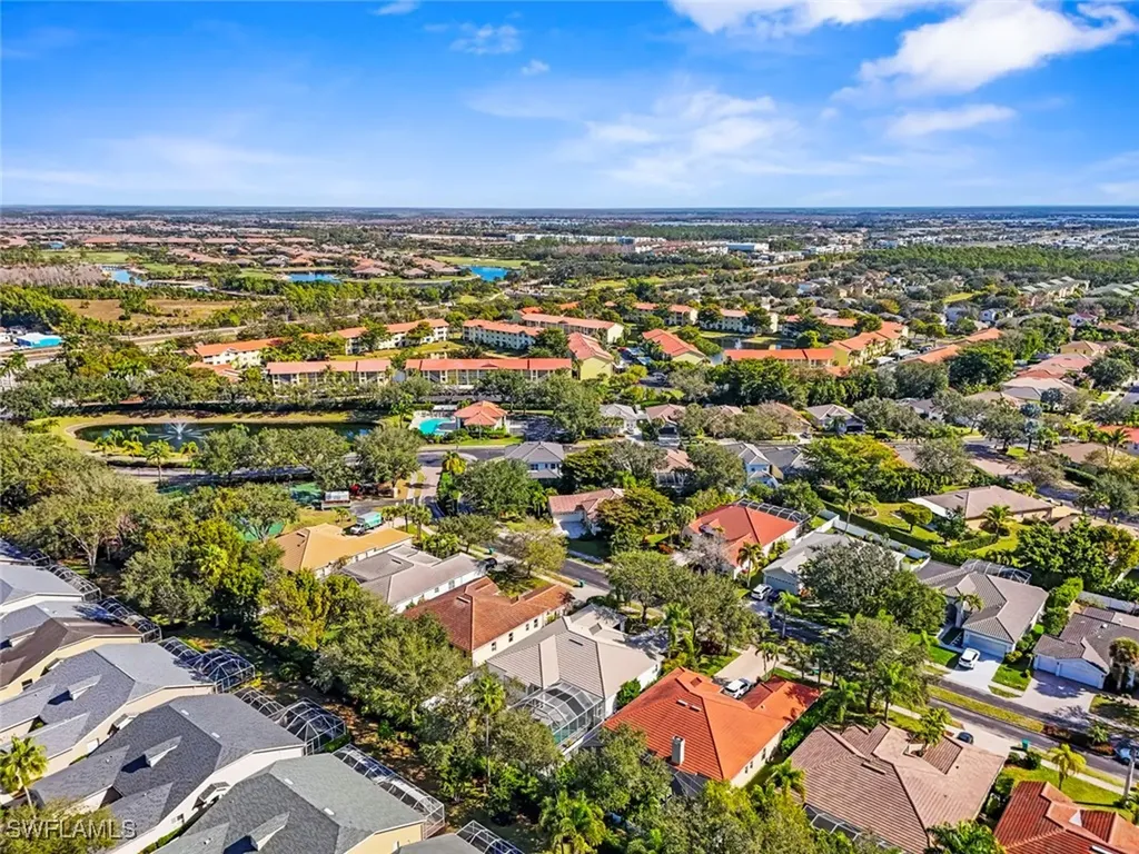 8524 Laurel Lakes Boulevard Naples FL 34119