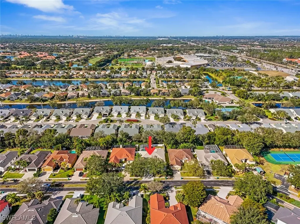 8524 Laurel Lakes Boulevard Naples FL 34119