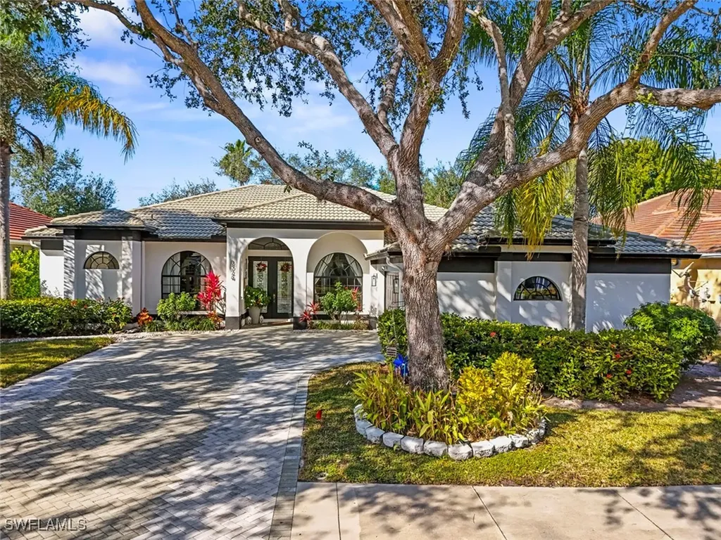 8524 Laurel Lakes Boulevard Naples FL 34119
