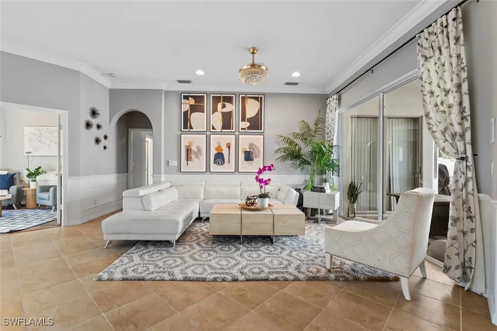 8524 Laurel Lakes Boulevard Naples FL 34119