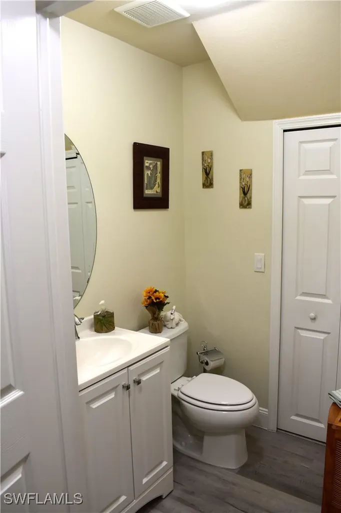 9072 Gervais Circle Naples FL 34120