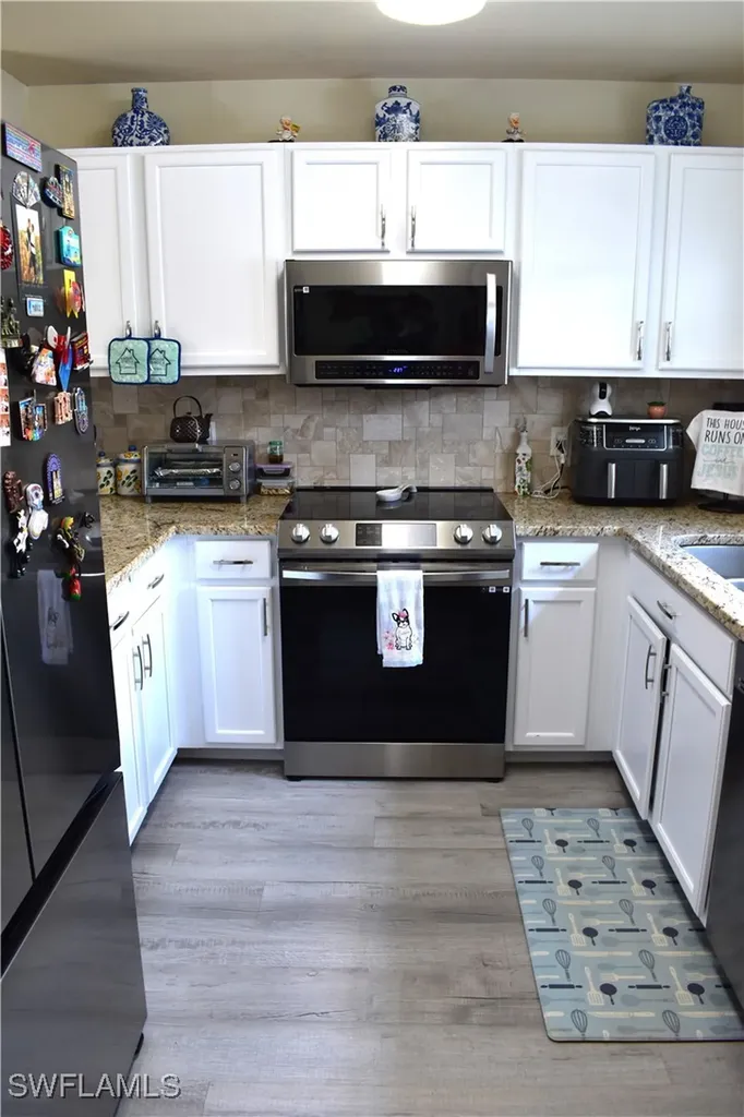 9072 Gervais Circle Naples FL 34120