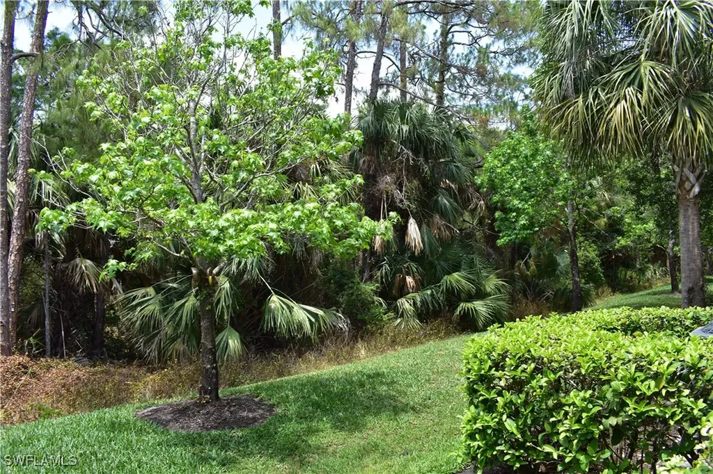 9072 Gervais Circle Naples FL 34120