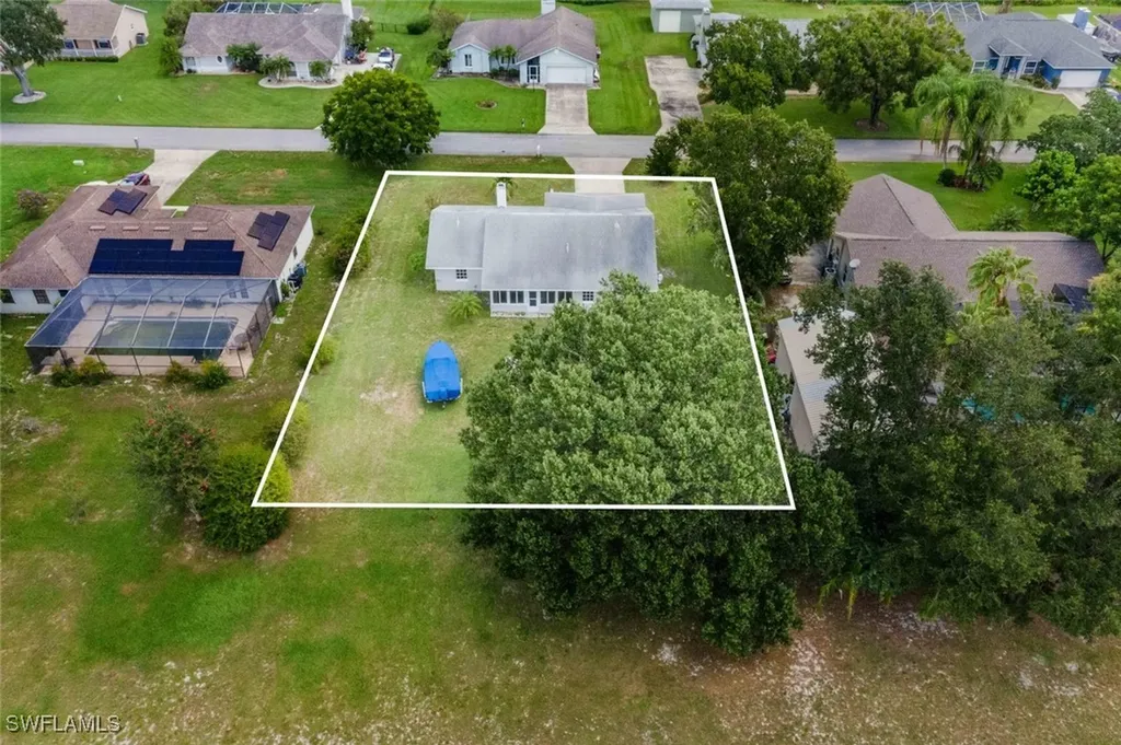 910 Liberty Lane Auburndale FL 33823
