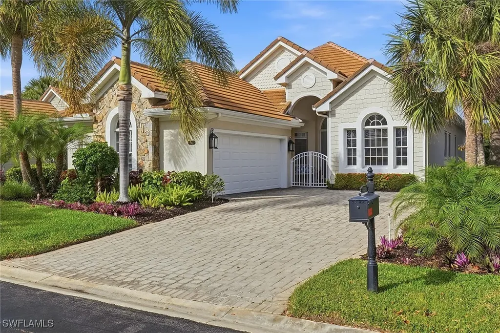 8425 Mallards Way Naples FL 34114
