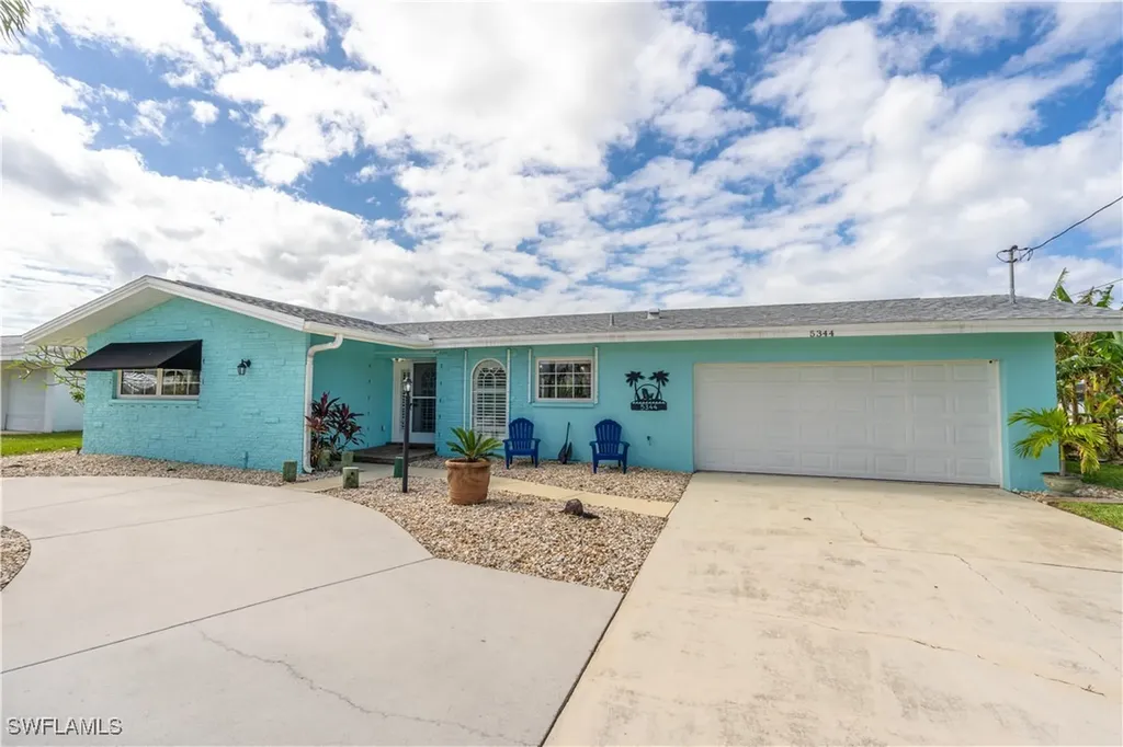 5344 Coral Avenue Cape Coral FL 33904