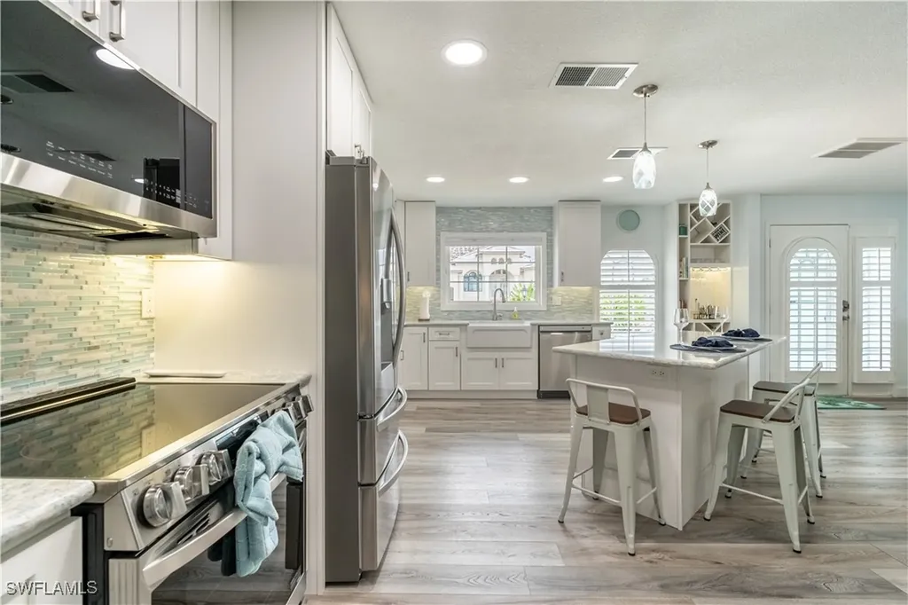 5344 Coral Avenue Cape Coral FL 33904